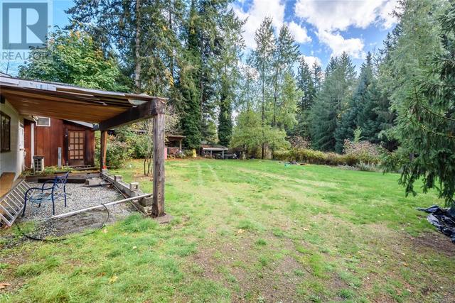 1589 Seaview Rd, House detached with 4 bedrooms, 3 bathrooms and 3 parking in Comox Valley C (Puntledge   Black Creek) BC | Image 27