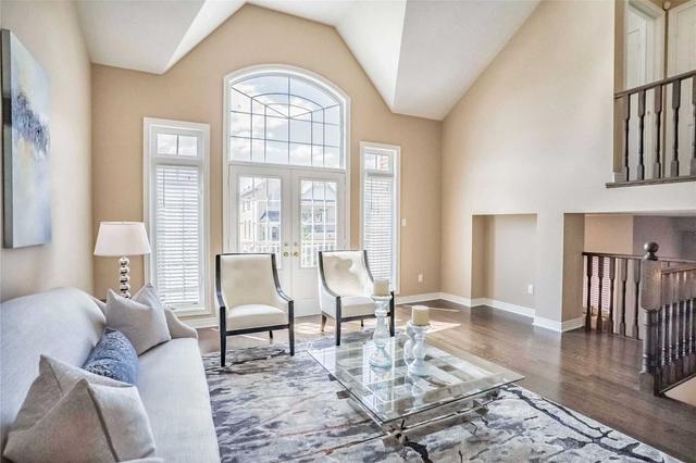 31 Philip Brown Ave, House detached with 4 bedrooms, 3 bathrooms and 4 parking in Whitchurch Stouffville ON | Image 14