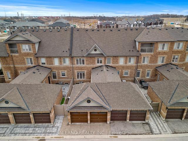 146 Moody Dr, House attached with 3 bedrooms, 3 bathrooms and 2 parking in Vaughan ON | Image 33