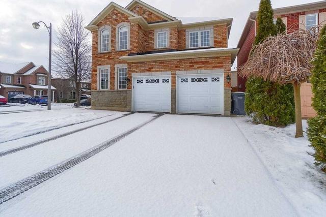 63 Penbridge Circ, House detached with 4 bedrooms, 3 bathrooms and 6 parking in Brampton ON | Image 12