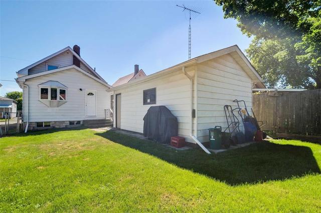 274 French St, House detached with 2 bedrooms, 2 bathrooms and 3 parking in Oshawa ON | Image 19