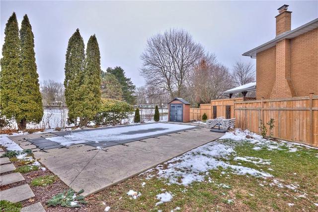 4110 London Court, House detached with 3 bedrooms, 2 bathrooms and 3 parking in Niagara Falls ON | Image 3