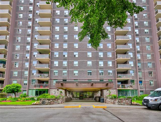 111 - 966 Inverhouse Dr, Condo with 3 bedrooms, 2 bathrooms and 1 parking in Mississauga ON | Image 12