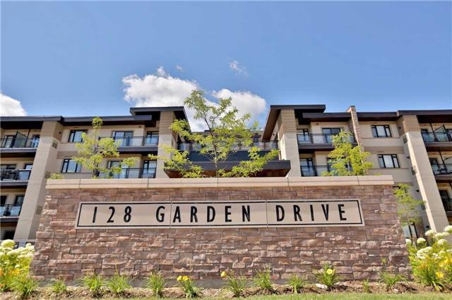 125 - 128 Garden Dr, Condo with 1 bedrooms, 1 bathrooms and 1 parking in Oakville ON | Image 1