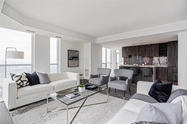 5102 - 1 Yorkville Ave, Condo with 2 bedrooms, 3 bathrooms and 2 parking in Toronto ON | Image 2