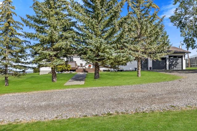 386164 16 Street W, House detached with 5 bedrooms, 3 bathrooms and 10 parking in Foothills County AB | Image 35