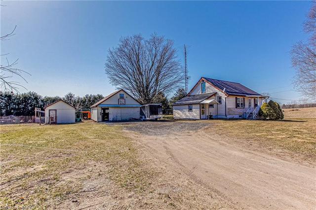 709 Hazen Road, House detached with 3 bedrooms, 1 bathrooms and null parking in Norfolk County ON | Image 1