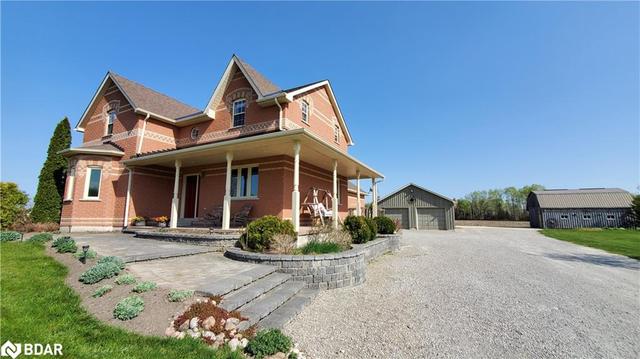 3167 6 Flos Road W, House detached with 5 bedrooms, 3 bathrooms and 13 parking in Springwater ON | Image 2