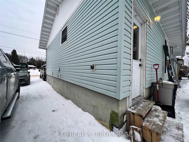 72 Churchill Ave, House detached with 3 bedrooms, 1 bathrooms and 6 parking in Wawa ON | Image 12