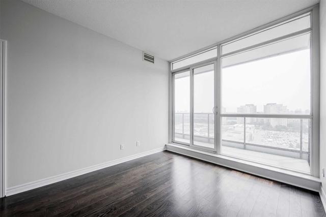 1004 - 2885 Bayview Ave, Condo with 1 bedrooms, 1 bathrooms and 1 parking in Toronto ON | Image 7