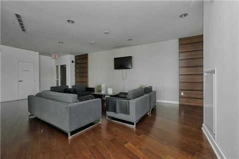 s337 - 112 George St, Condo with 2 bedrooms, 2 bathrooms and null parking in Toronto ON | Image 16