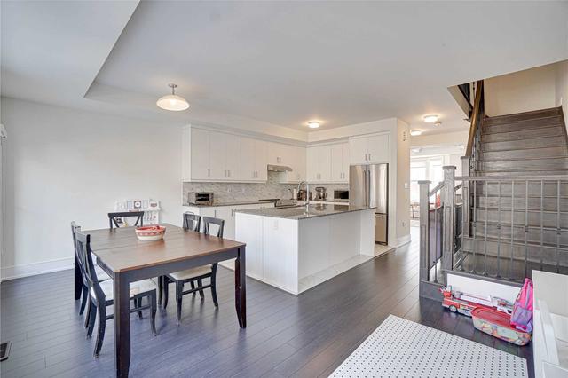 2 - 2 Church St, House attached with 3 bedrooms, 3 bathrooms and 2 parking in Vaughan ON | Image 9