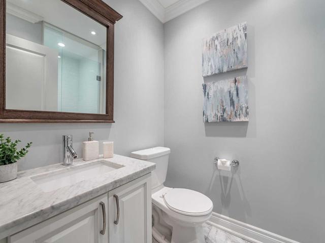2162 Bayview Ave, Townhouse with 3 bedrooms, 3 bathrooms and 2 parking in Toronto ON | Image 27