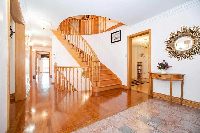 18 New London Crt, House detached with 4 bedrooms, 5 bathrooms and 8 parking in Brampton ON | Image 36