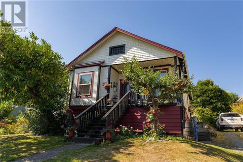 26 Haliburton St, Nanaimo, BC, V9R4V7 | Card Image