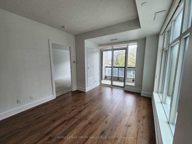 126 - 1 Old Mill Dr, Condo with 1 bedrooms, 2 bathrooms and 1 parking in Toronto ON | Image 22