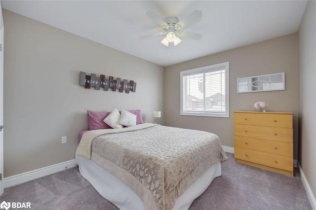 16 Lowry Court, House detached with 4 bedrooms, 2 bathrooms and 6 parking in Barrie ON | Image 10