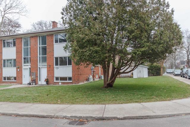2 - 451 Leslie St, House other with 2 bedrooms, 2 bathrooms and 1 parking in Toronto ON | Image 23