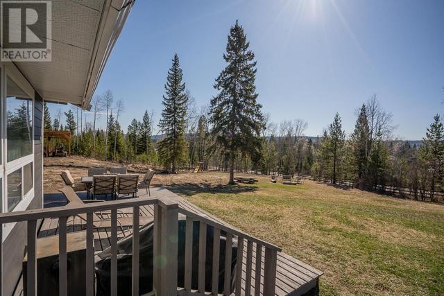 6313 Archie Meadow Road, House detached with 4 bedrooms, 2 bathrooms and null parking in Cariboo H BC | Image 27
