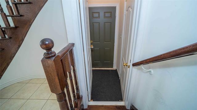 26 Newington Cres, House detached with 4 bedrooms, 5 bathrooms and 6 parking in Brampton ON | Image 21