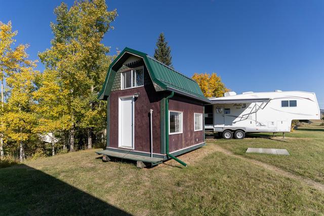263045 Range Road 60, House detached with 5 bedrooms, 2 bathrooms and null parking in Rocky View County AB | Image 42