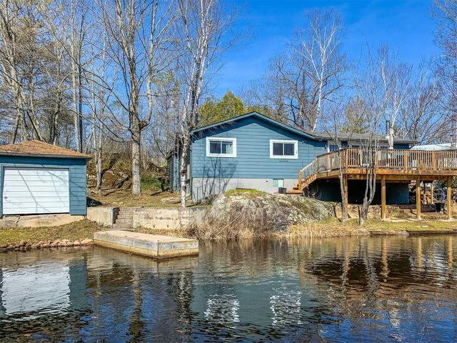 2353 Lakeside Rd, House detached with 3 bedrooms, 1 bathrooms and 3 parking in Douro Dummer ON | Image 29