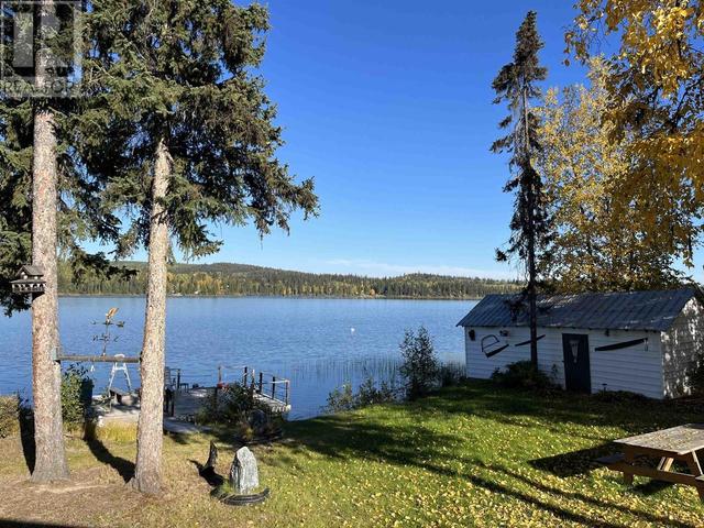 42500 Bednesti Lake Road, House detached with 2 bedrooms, 1 bathrooms and null parking in Fraser Fort George C BC | Image 4