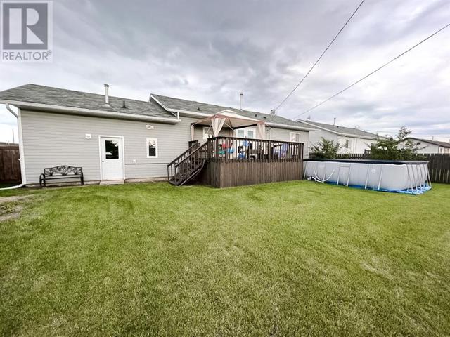 10104 109 Street, House detached with 5 bedrooms, 2 bathrooms and 1 parking in Mackenzie County AB | Image 8