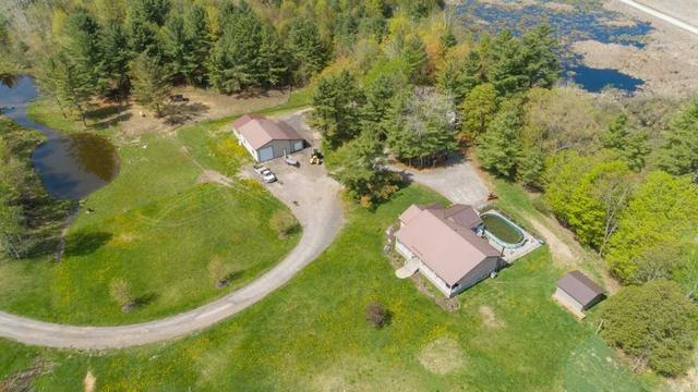 955 Otter Creek Rd, House detached with 3 bedrooms, 3 bathrooms and 12 parking in Tweed ON | Image 12