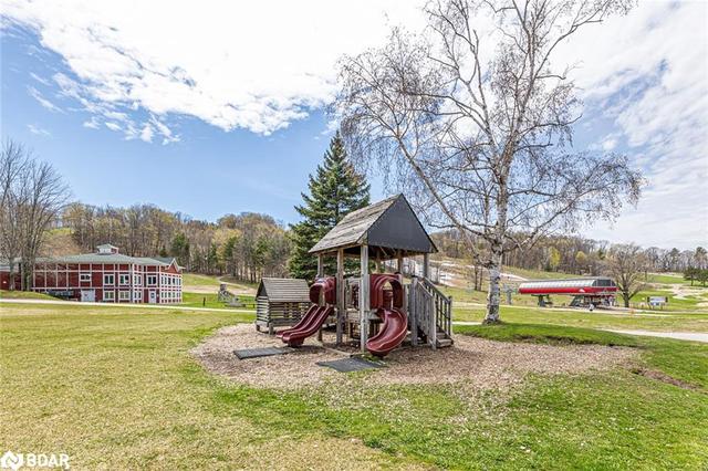 206 - 80 Horseshoe Boulevard, House attached with 2 bedrooms, 2 bathrooms and null parking in Oro Medonte ON | Image 2