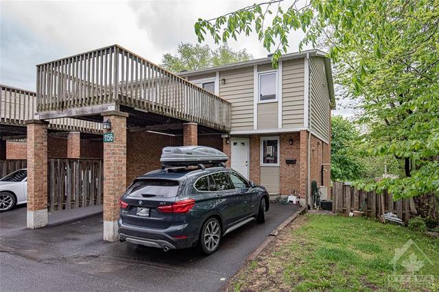 1156 Chimney Hill Way, Townhouse with 3 bedrooms, 3 bathrooms and 2 parking in Ottawa ON | Image 2