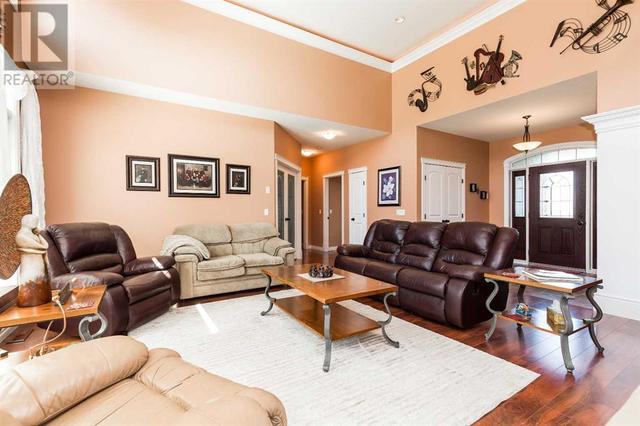 82060 Range Road 191 Range, House detached with 5 bedrooms, 3 bathrooms and 10 parking in Lethbridge County AB | Image 5