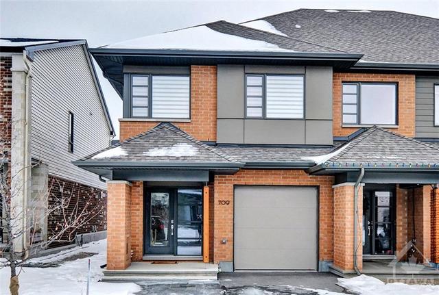 709 Guardian Grove, Townhouse with 3 bedrooms, 3 bathrooms and 2 parking in Ottawa ON | Image 1
