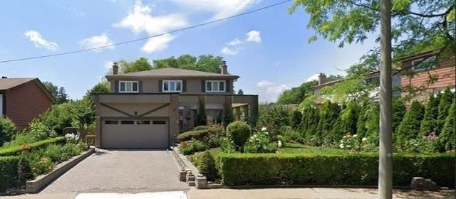4 Roydawn Crt, House detached with 4 bedrooms, 5 bathrooms and 4 parking in Toronto ON | Image 1