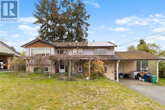 2548 Cosgrove Cres, House detached with 5 bedrooms, 3 bathrooms and 4 parking in Nanaimo BC | Card Image