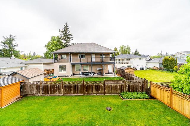 17429 58 Avenue, House detached with 7 bedrooms, 5 bathrooms and 6 parking in Surrey BC | Image 36