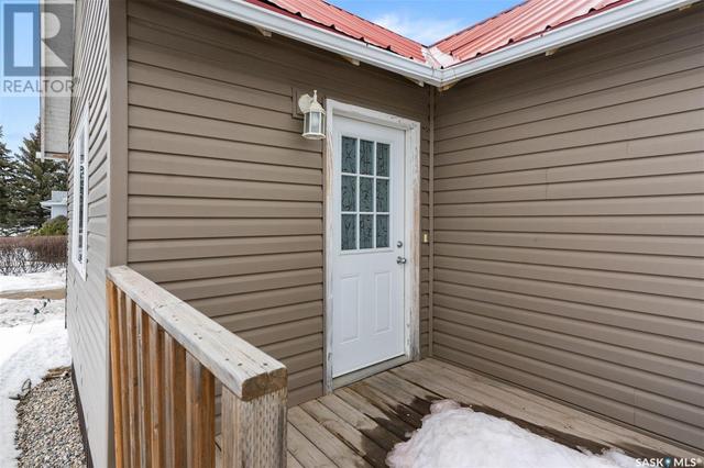 508 4th Avenue E, House detached with 4 bedrooms, 1 bathrooms and null parking in Watrous SK | Image 5