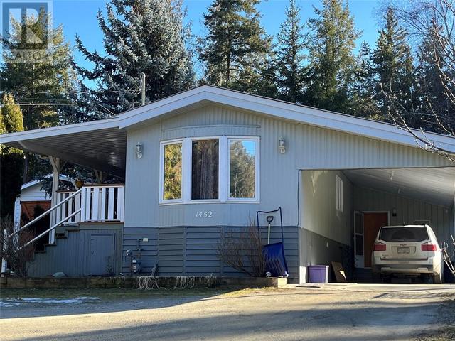 1452 Blind Bay Road, House other with 2 bedrooms, 1 bathrooms and 4 parking in Columbia Shuswap C BC | Image 3