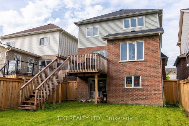 103 Mallory St, House detached with 3 bedrooms, 3 bathrooms and 3 parking in Clarington ON | Image 3