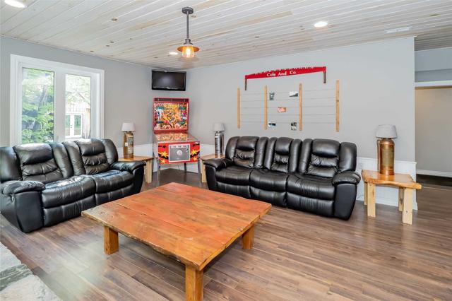 1579 Golden Beach Rd, House detached with 3 bedrooms, 3 bathrooms and 9 parking in Bracebridge ON | Image 15