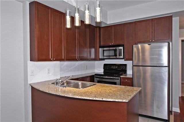 Th15 - 80 Carr St, Townhouse with 1 bedrooms, 1 bathrooms and 1 parking in Toronto ON | Image 4