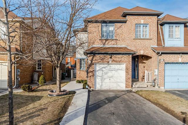 95 Ural Circ, House attached with 3 bedrooms, 3 bathrooms and 3 parking in Brampton ON | Image 1