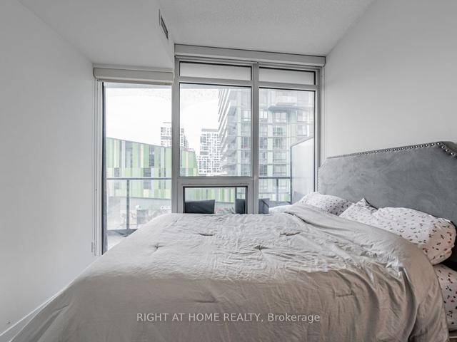 312 - 90 Queens Wharf Rd, Condo with 1 bedrooms, 1 bathrooms and 0 parking in Toronto ON | Image 4
