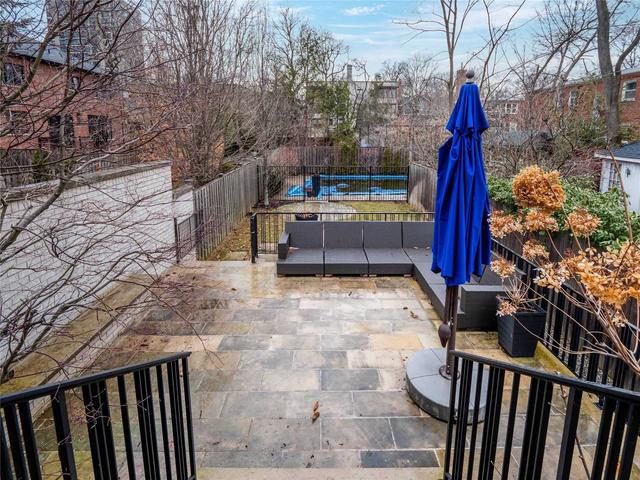 110 Heath St W, House semidetached with 3 bedrooms, 5 bathrooms and 2 parking in Toronto ON | Image 24