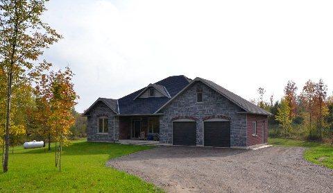 00 8th Line, House detached with 4 bedrooms, 3 bathrooms and 6 parking in Erin ON | Image 2