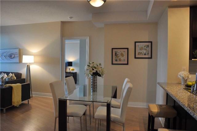 986 - 23 Cox Blvd, Condo with 2 bedrooms, 2 bathrooms and 1 parking in Markham ON | Image 3