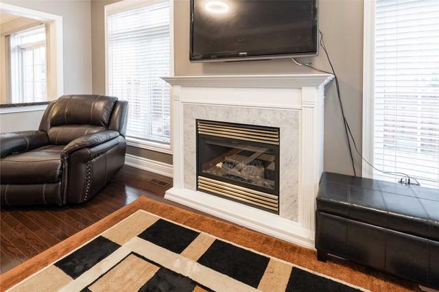 2 Blazing Star Dr, House detached with 4 bedrooms, 6 bathrooms and 6 parking in Brampton ON | Image 9