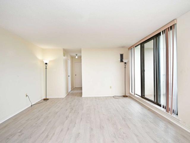 805 - 4 Kings Cross Rd, Condo with 1 bedrooms, 1 bathrooms and 1 parking in Brampton ON | Image 6
