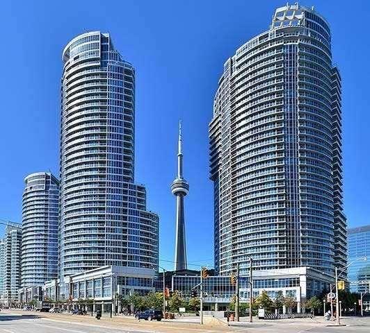 3502 - 8 York St, Condo with 2 bedrooms, 2 bathrooms and 1 parking in Toronto ON | Image 1