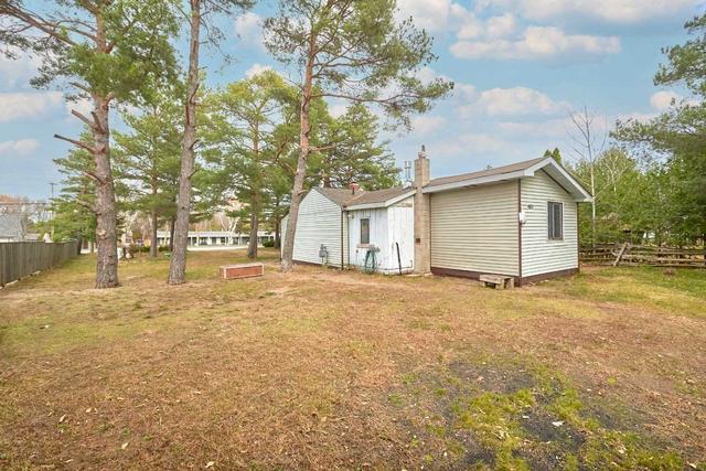 209792 Hwy 26, House detached with 2 bedrooms, 1 bathrooms and 4 parking in The Blue Mountains ON | Image 5